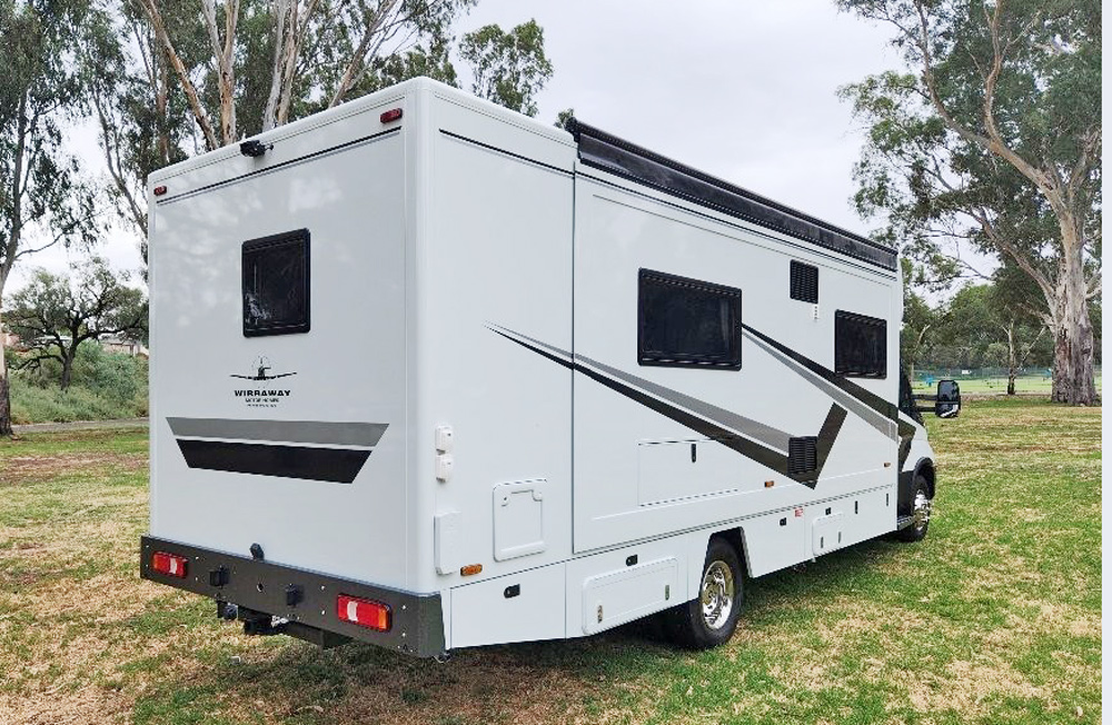 2802SL Double slideout luxury motorhome